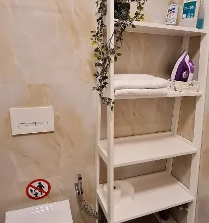 Mare Apartment, Close To The Apartment Durres