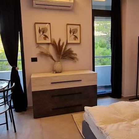 Mare Apartment, Close To The * Durres